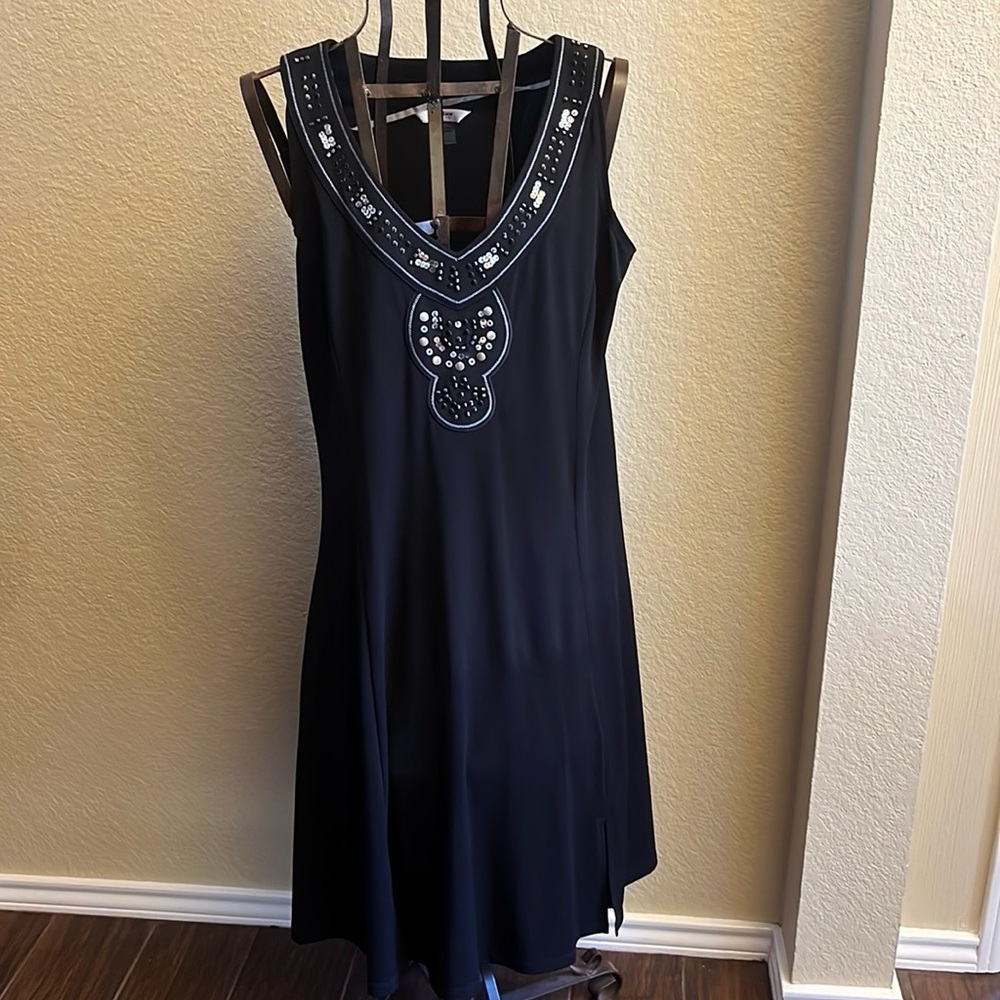 🎉HOST PICK🎉 EUC TANJAY PETITE Dress